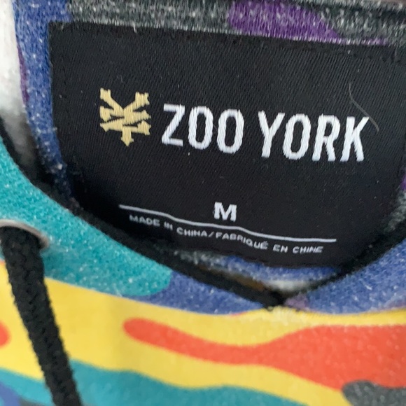 Colourful Camo Zoo York hoodie (medium) - Picture 3 of 3